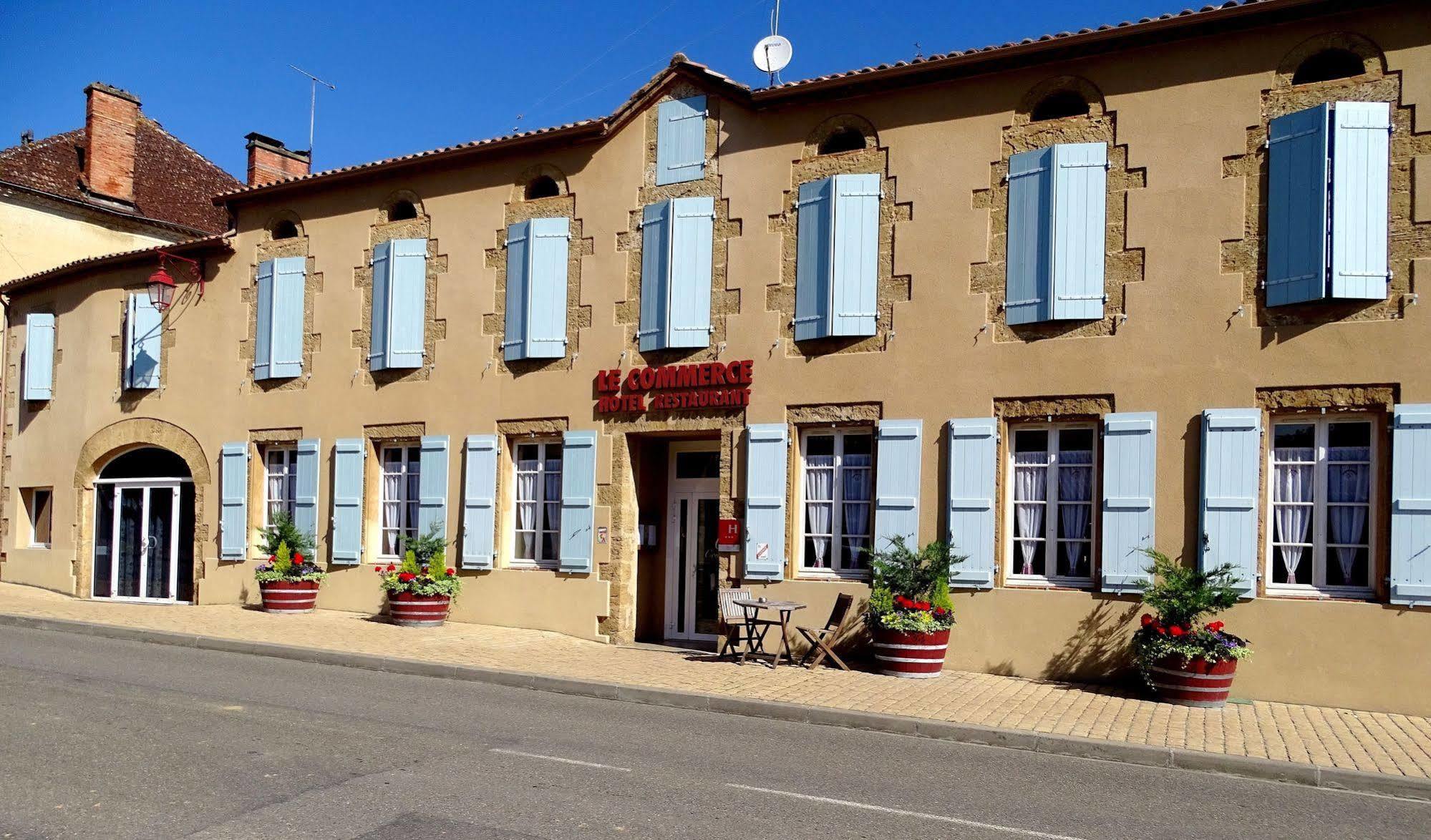 Hotel Restaurant Du Commerce Estang ภายนอก รูปภาพ