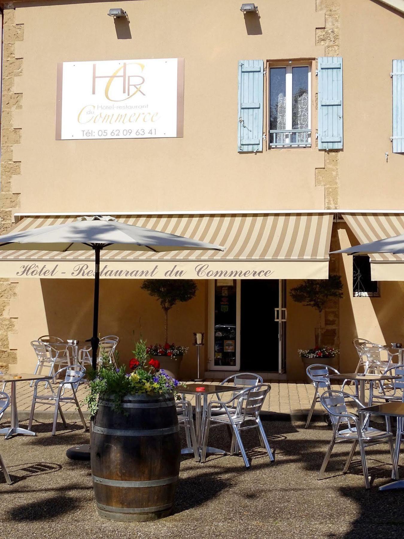 Hotel Restaurant Du Commerce Estang ภายนอก รูปภาพ